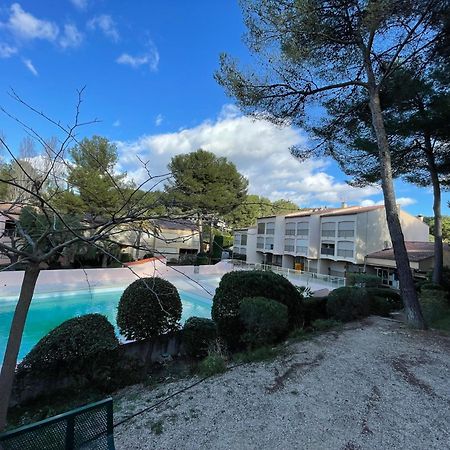 Studio Climatise Piscine Et Proche Plage Sanary-sur-Mer Eksteriør billede