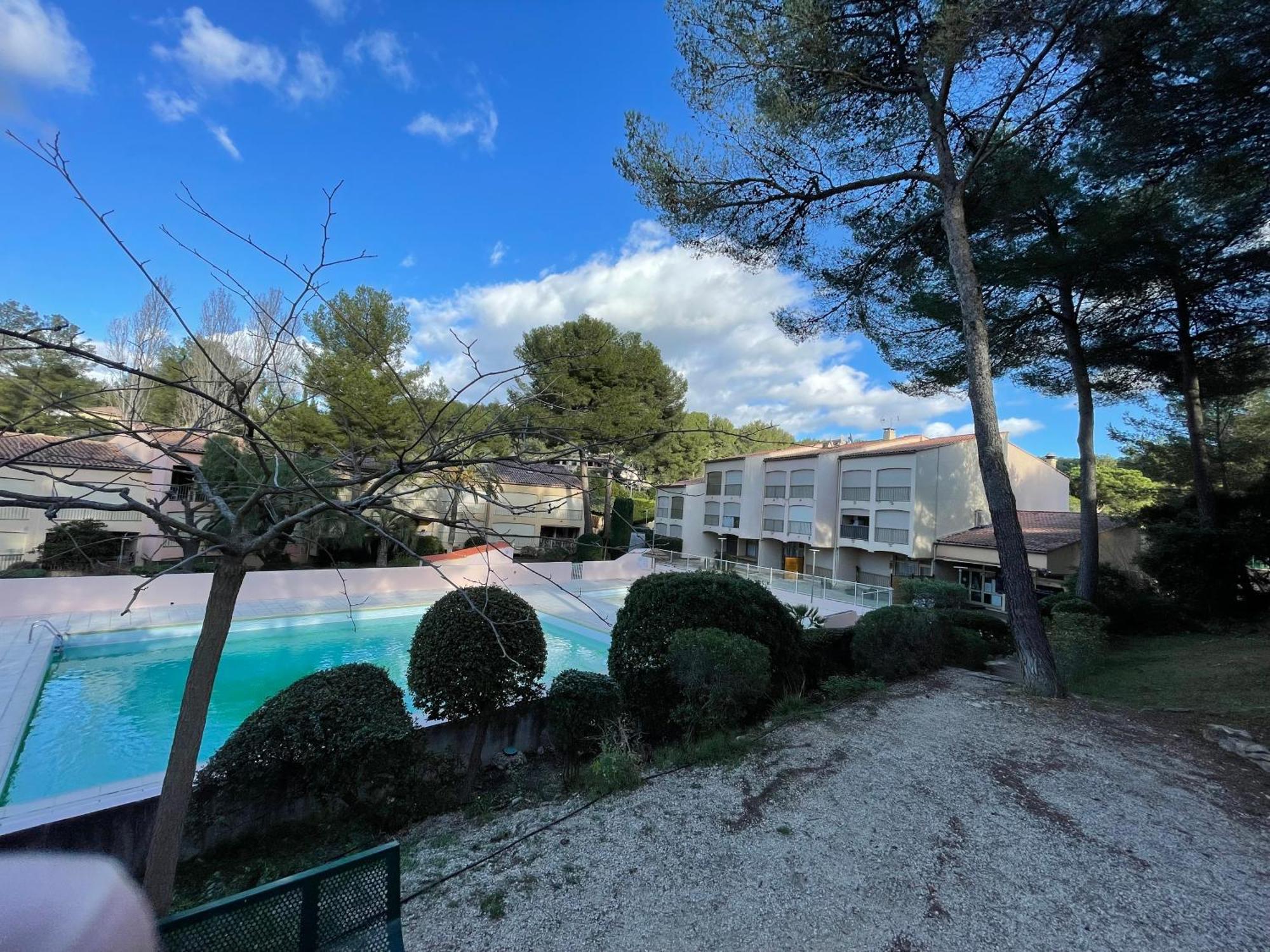Studio Climatise Piscine Et Proche Plage Sanary-sur-Mer Eksteriør billede